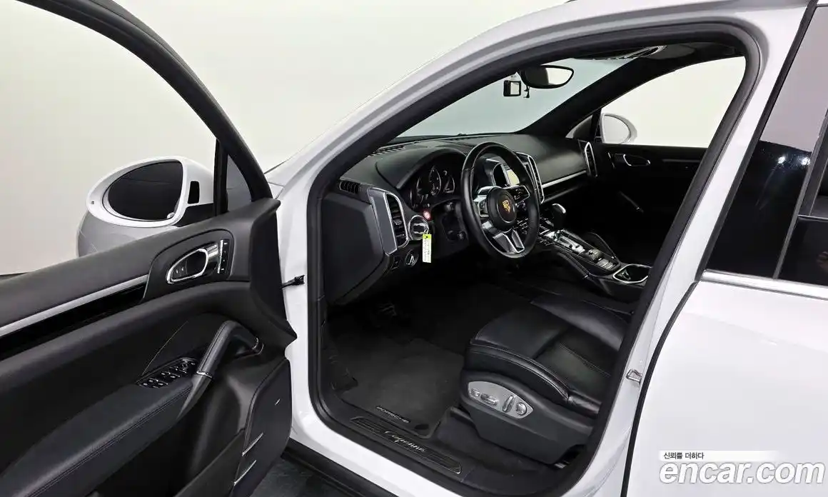 Porsche Cayenne 2015 3.0 гидро в Москве № 165669, фото 10