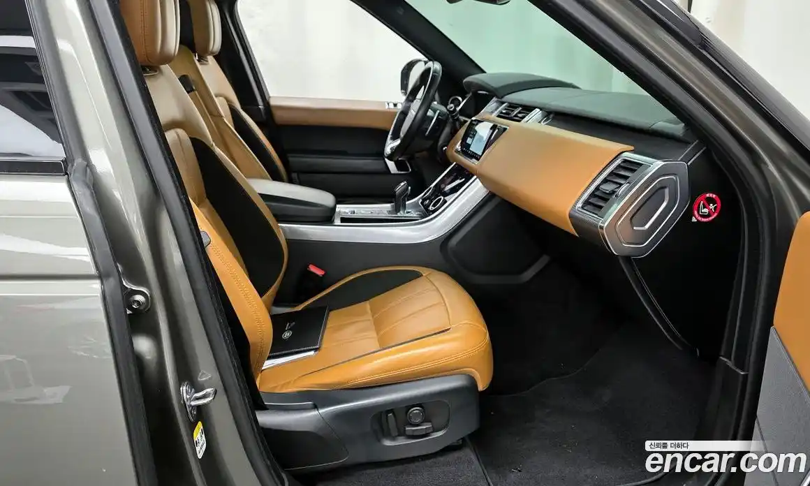 Land Rover Range-Rover Sport 2019 3.0 гидро в Москве № 166689, фото 11