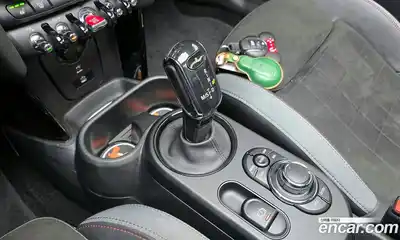 Mini Cooper Convertible 2023 2.0 гидро в Москве № 167045, миниатюра 9