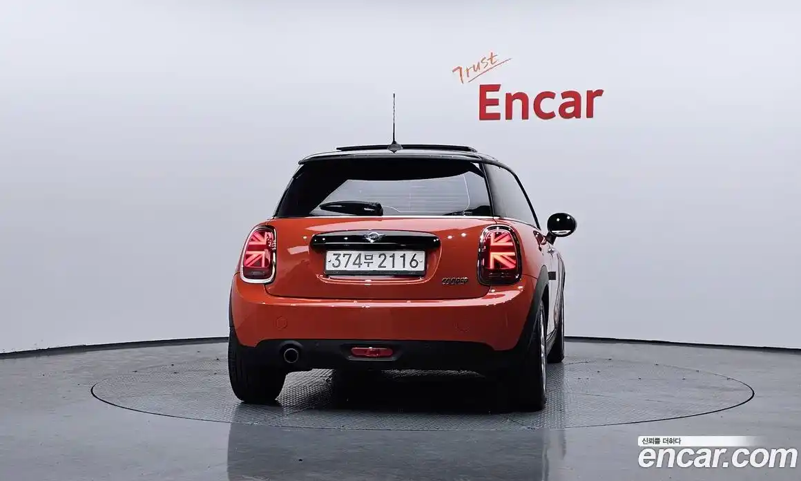 Mini Cooper 2019 1.5 гидро в Москве № 167160, фото 4