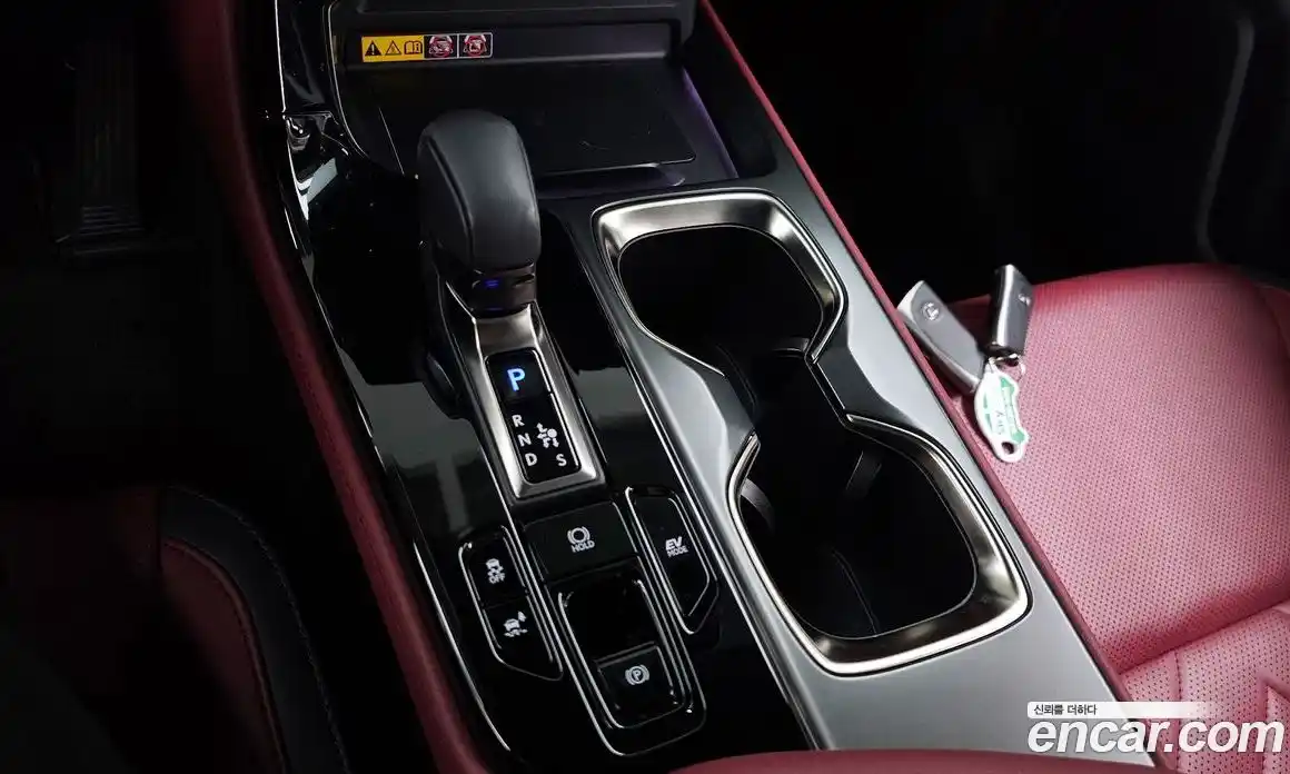 Lexus NX 2024 2.5 гидро в Москве № 168043, фото 9