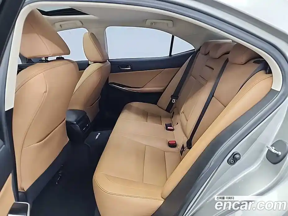 Lexus IS 2018 2.0 гидро в Москве № 168206, фото 12