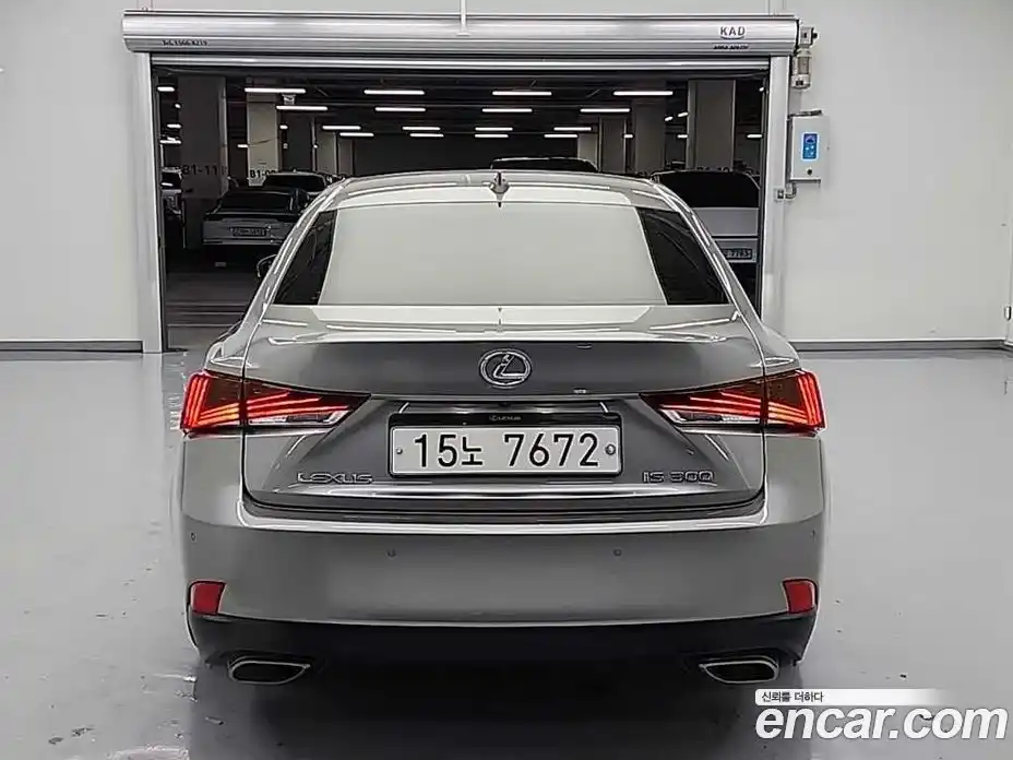 Lexus IS 2018 2.0 гидро в Москве № 168206, фото 3