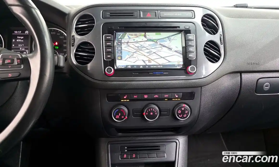 Volkswagen Tiguan 2015 2.0 гидро в Москве № 169041, фото 16