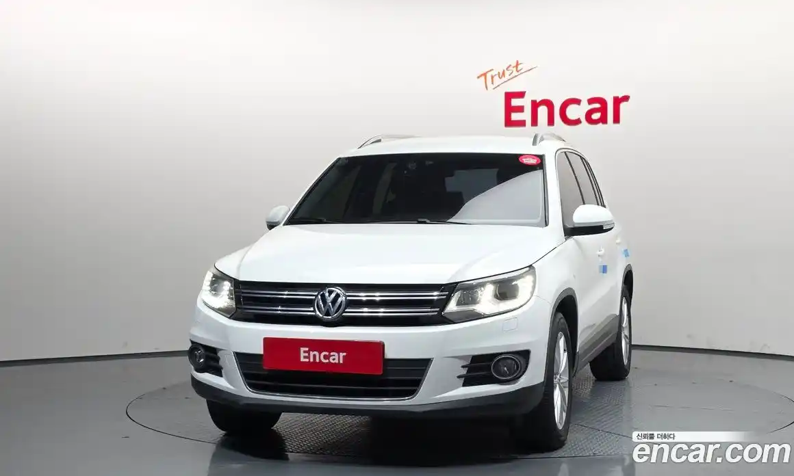 Volkswagen Tiguan 2015 2.0 гидро в Москве № 169041, фото 3