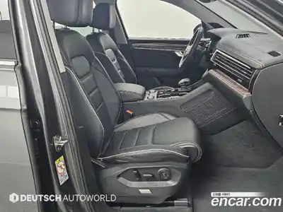 Volkswagen Touareg 2024 3.0 гидро в Москве № 169149, миниатюра 10