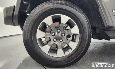 Jeep Wrangler 2022 2.0 гидро в Москве № 169377, миниатюра 5
