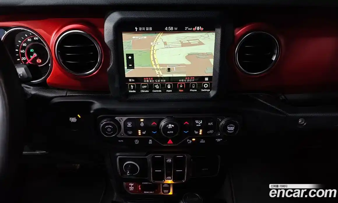 Jeep Wrangler 2022 2.0 гидро в Москве № 169387, фото 15