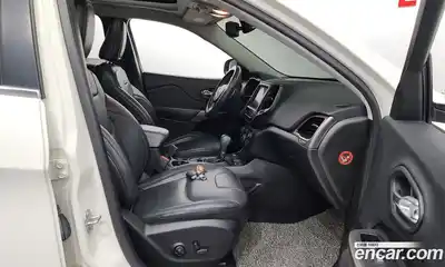 Jeep Cherokee 2018 2.4 гидро в Москве № 169833, миниатюра 11