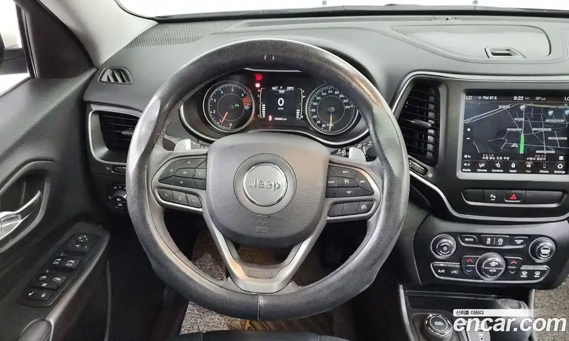 Jeep Cherokee 2018 2.4 гидро в Москве № 169833, фото 13