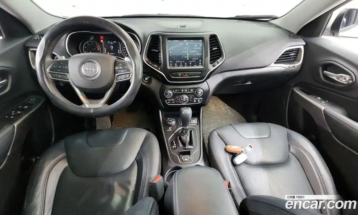 Jeep Cherokee 2018 2.4 гидро в Москве № 169833, фото 7