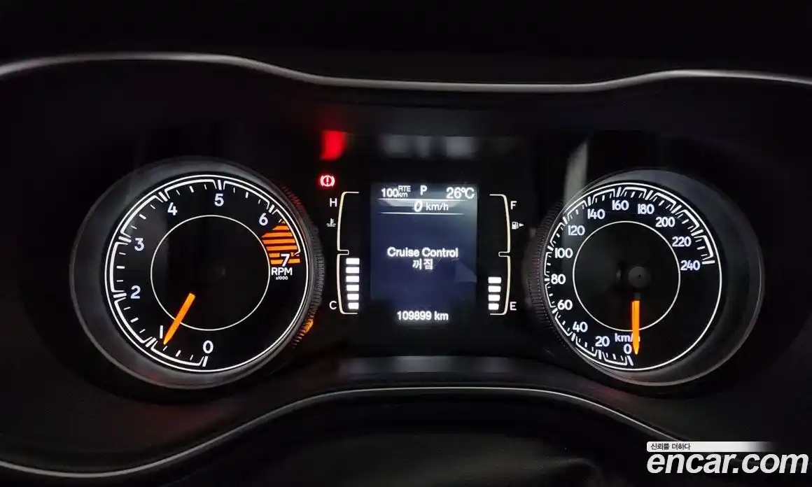 Jeep Cherokee 2018 2.4 гидро в Москве № 169833, фото 8