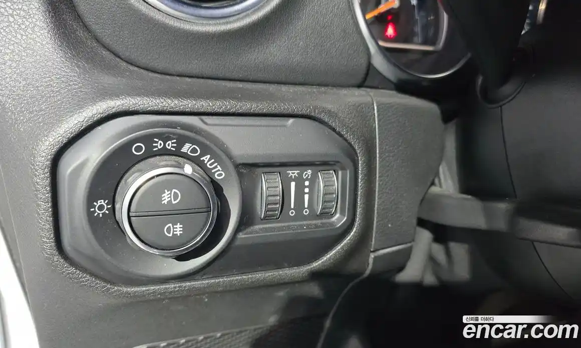 Jeep Wrangler 2021 2.0 гидро в Москве № 169866, фото 17