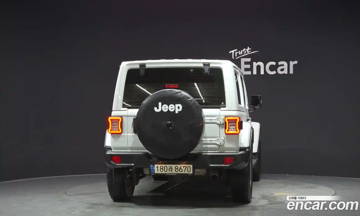 Jeep Wrangler 2021 2.0 гидро в Москве № 169866, фото 4