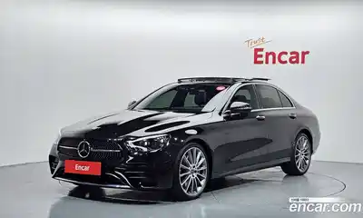 Mercedes-Benz E-Class, 2022
