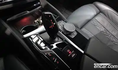 BMW 6-Series 2023 3.0 гидро в Москве № 189122, миниатюра 9