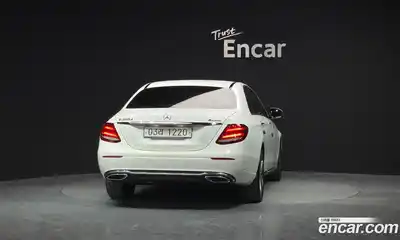 Mercedes-Benz E-Class 2017 1.9 гидро в Москве № 195405, миниатюра 4