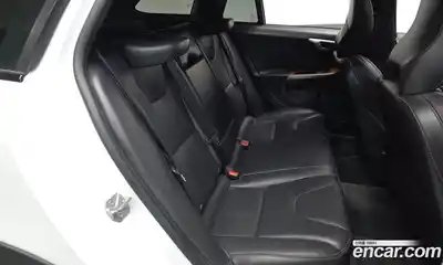 Volvo V60 2017 2.0 гидро в Москве № 196992, миниатюра 11