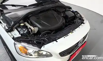 Volvo V60 2017 2.0 гидро в Москве № 196992, миниатюра 6