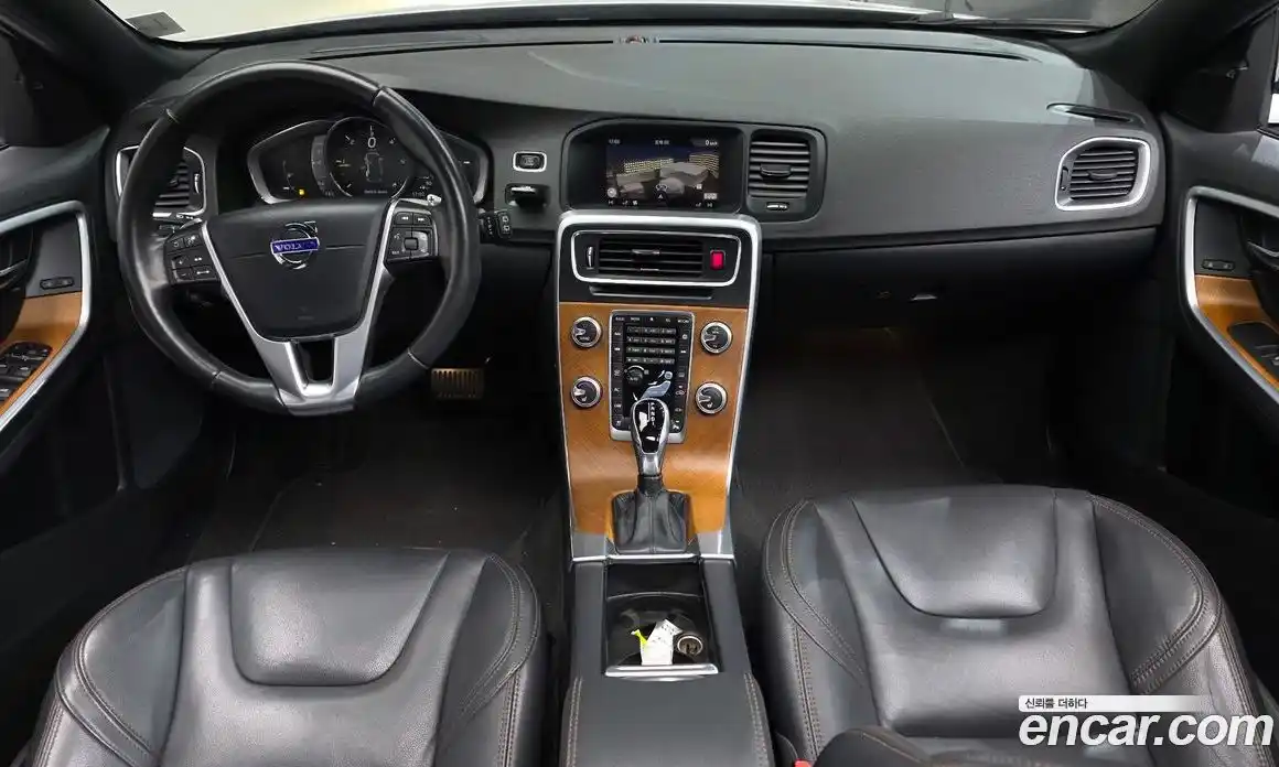 Volvo V60 2017 2.0 гидро в Москве № 196992, фото 7