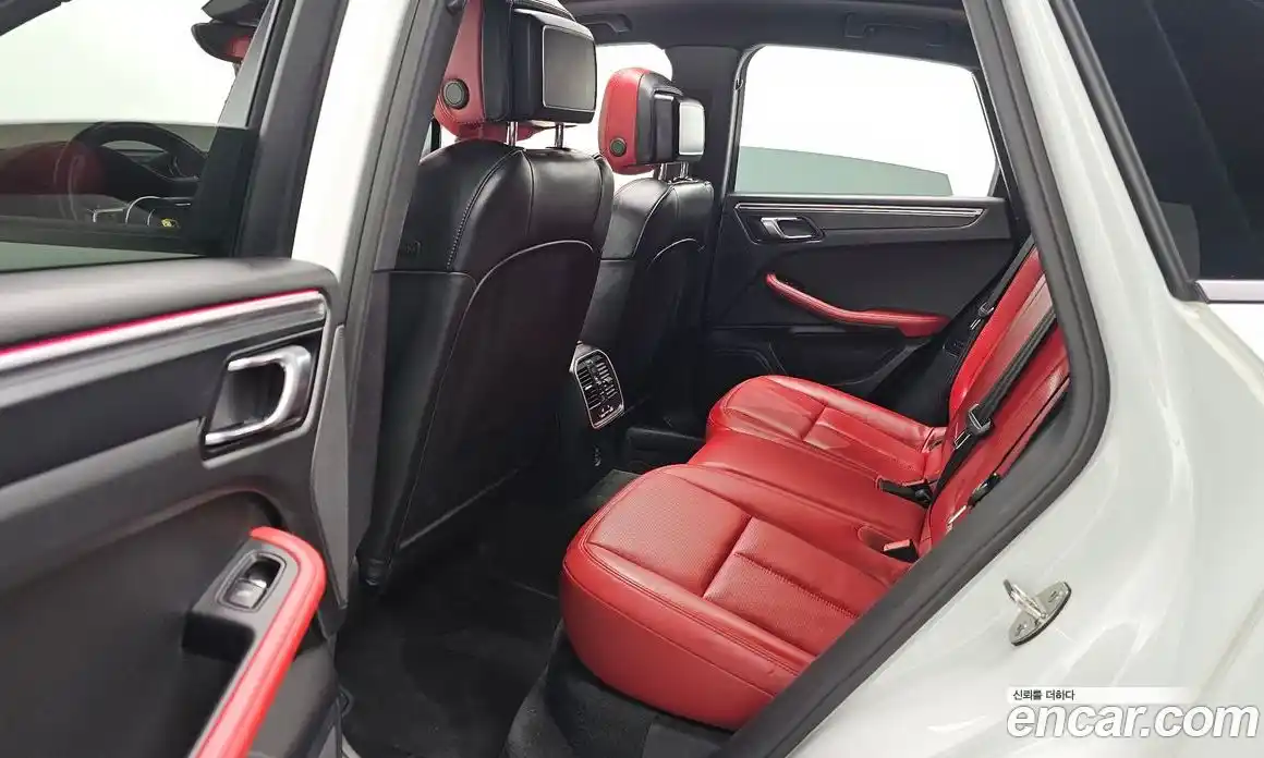 Porsche Macan 2018 2.0 гидро в Москве № 197712, фото 12