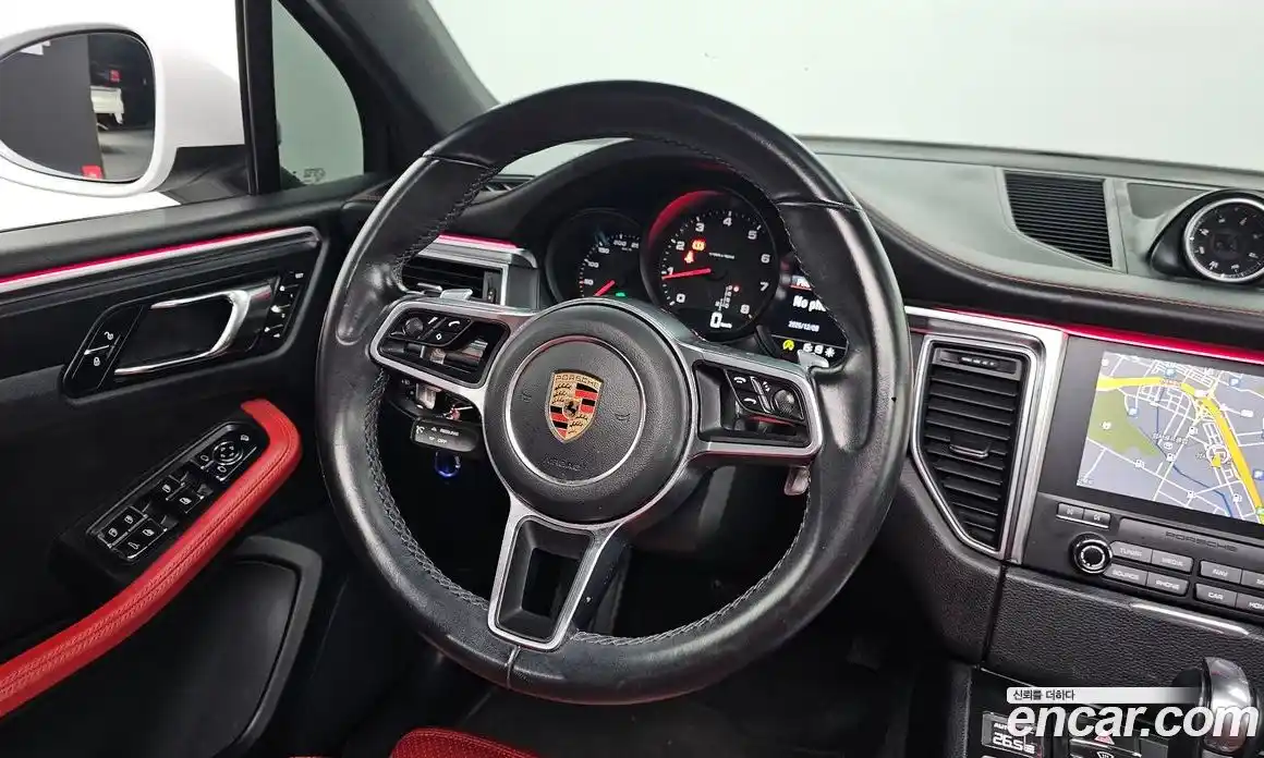 Porsche Macan 2018 2.0 гидро в Москве № 197712, фото 13