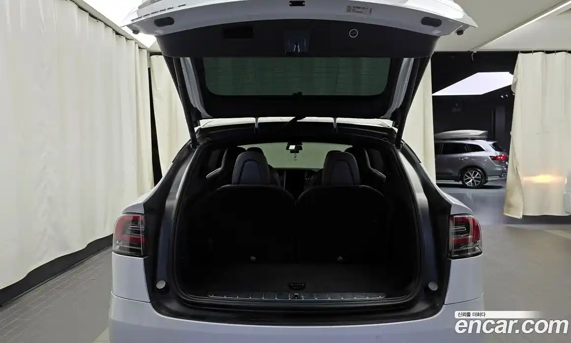 Tesla Model X 2018 0.3 гидро в Москве № 198665, фото 20