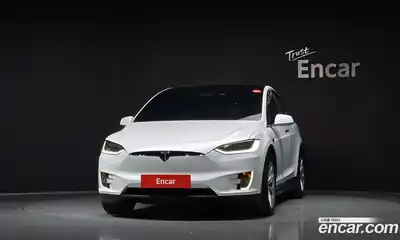 Tesla Model X 2018 0.3 гидро в Москве № 198665, миниатюра 3