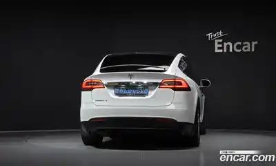 Tesla Model X 2018 0.3 гидро в Москве № 198665, миниатюра 4
