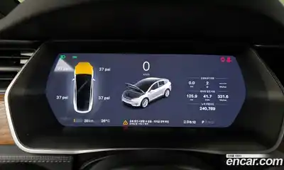 Tesla Model X 2018 0.3 гидро в Москве № 198665, миниатюра 8