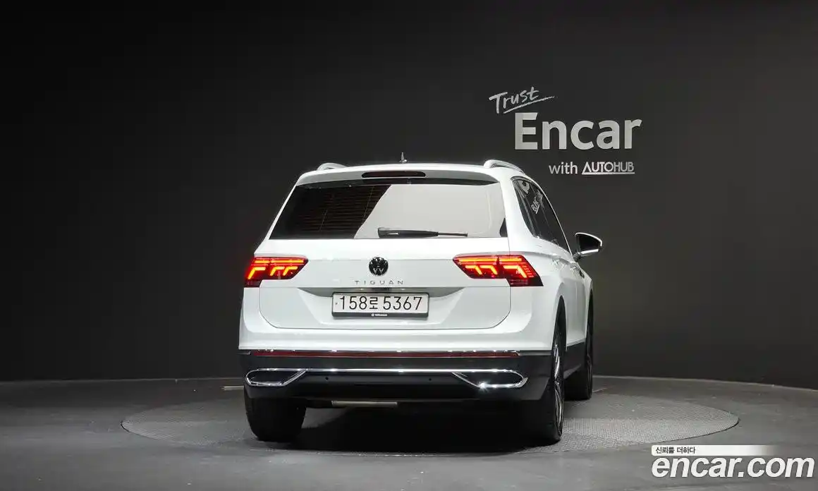 Volkswagen Tiguan 2023 2.0 гидро в Москве № 199038, фото 4