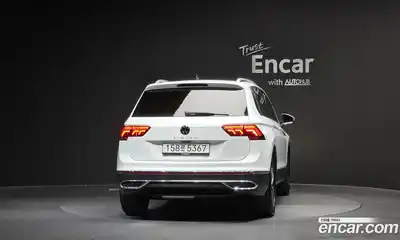 Volkswagen Tiguan 2023 2.0 гидро в Москве № 199038, миниатюра 4