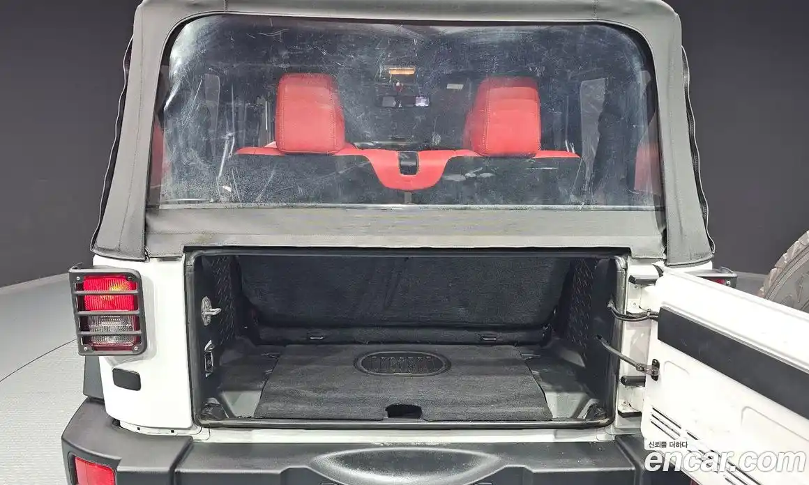 Jeep Wrangler 2017 3.6 гидро в Москве № 199350, фото 20