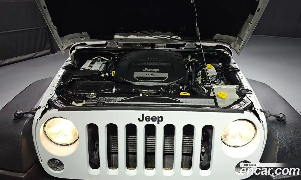 Jeep Wrangler 2017 3.6 гидро в Москве № 199350, фото 6