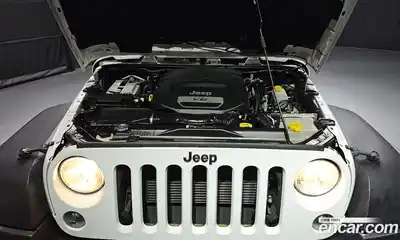 Jeep Wrangler 2017 3.6 гидро в Москве № 199350, миниатюра 6