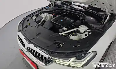 BMW 6-Series 2022 2.0 Автомат в Москве № 211327, миниатюра 6