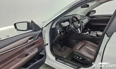 BMW 6-Series 2022 2.0 Автомат в Москве № 211327, миниатюра 10