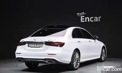 Mercedes-Benz E-Class 2021 2.0 гидро, миниатюра 2