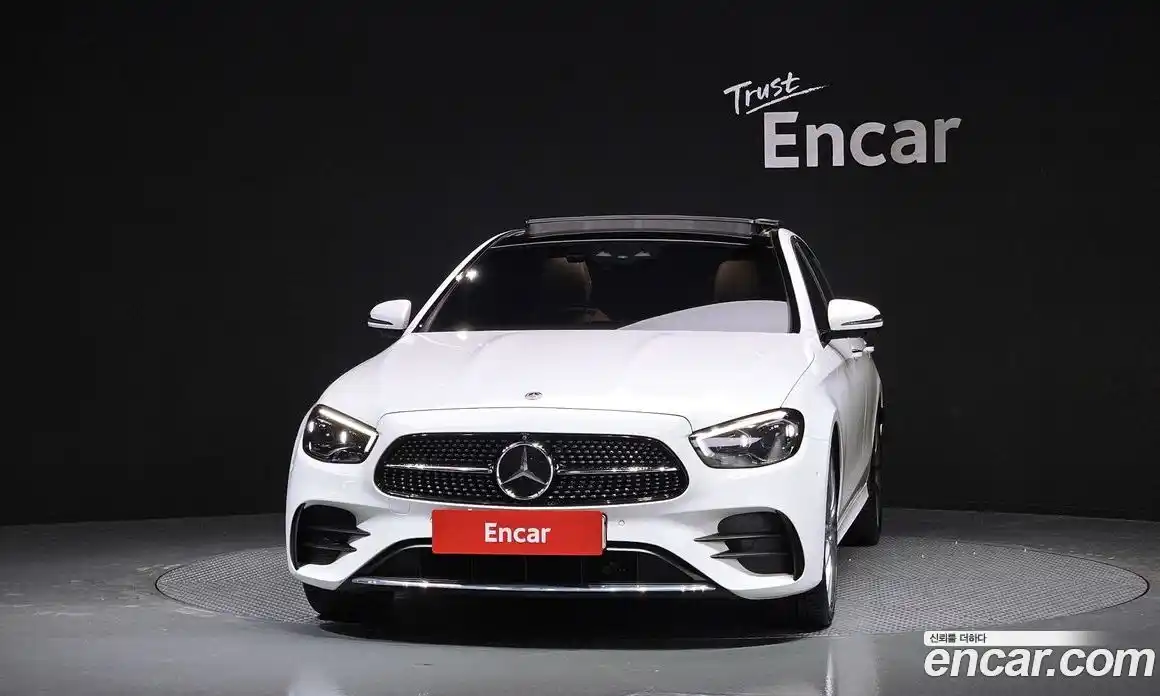 Mercedes-Benz E-Class 2021 2.0 гидро, фото 3