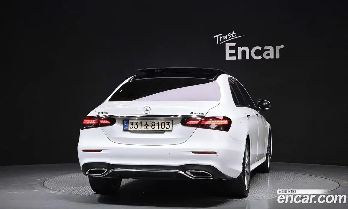 Mercedes-Benz E-Class 2021 2.0 гидро, фото 4