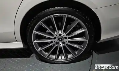 Mercedes-Benz E-Class 2021 2.0 гидро, миниатюра 5