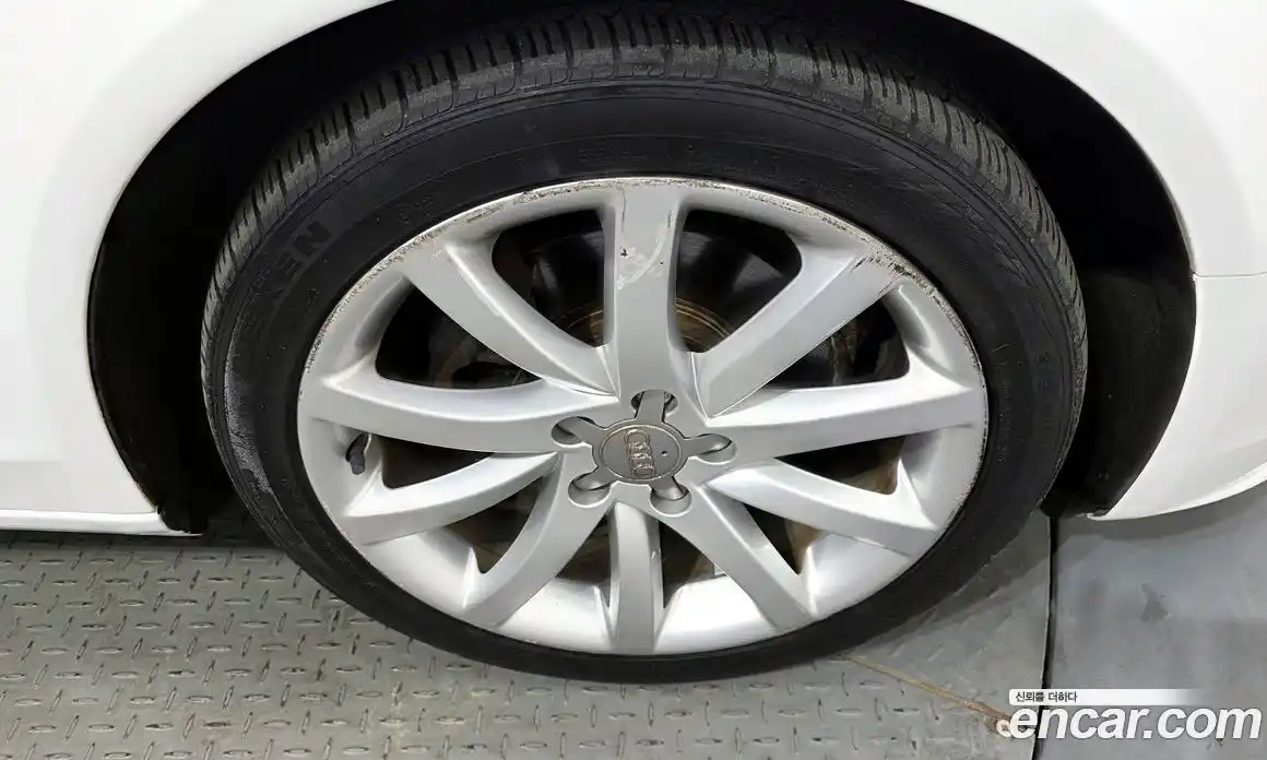 Audi A4 2014 2.0 гидро в Москве № 212584, фото 5