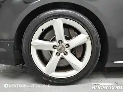 Audi A8 2011 4.2 гидро в Москве № 212633, миниатюра 5