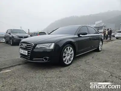 Audi A8, 2012