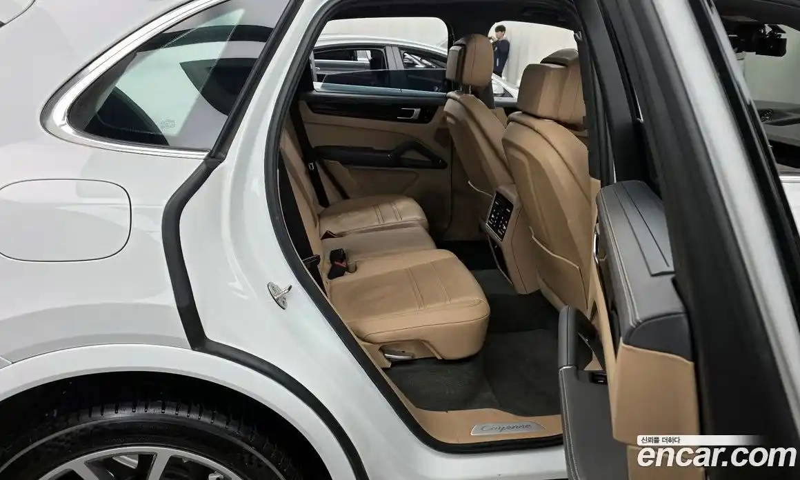 Porsche Cayenne 2020 3.0 гидро в Москве № 213237, фото 12