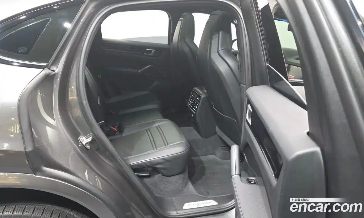 Porsche Cayenne 2020 3.0 гидро в Москве № 213290, фото 12