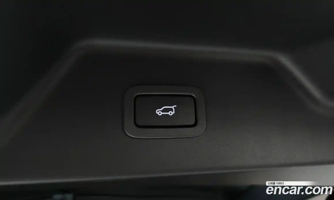 Land Rover Range-Rover 2018 4.4 гидро в Москве № 213499, фото 20