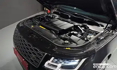 Land Rover Range-Rover 2018 4.4 гидро в Москве № 213499, миниатюра 6