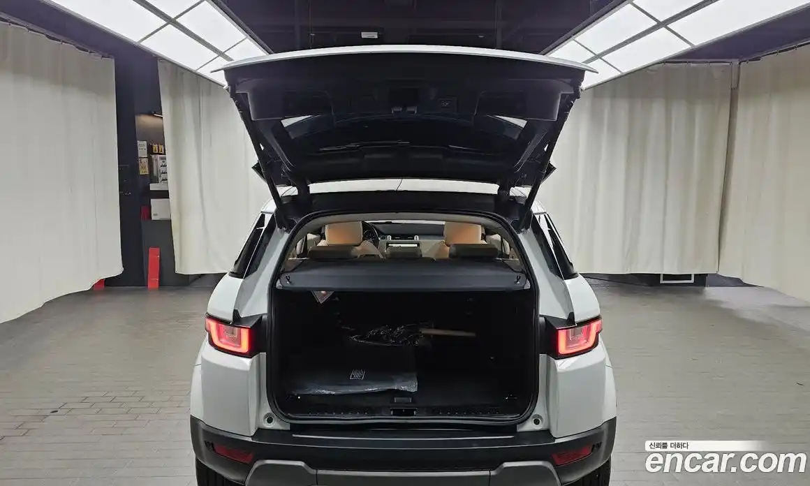 Land Rover Range-Rover Evoque 2018 2.0 гидро в Москве № 213624, фото 20