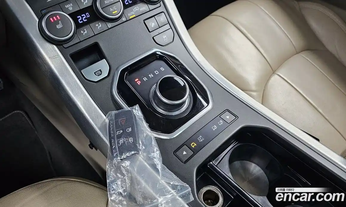 Land Rover Range-Rover Evoque 2018 2.0 гидро в Москве № 213624, фото 9
